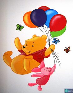 Muurschildering Pooh en Knorretje aan ballonnen