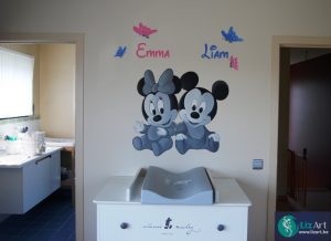 Wandschildering baby Mickey en Minnie boven de commode