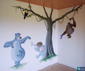 Wandschildering boom met figuren uit Junglebook