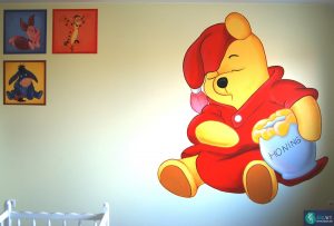 Muurschildering Pooh met kleine icoontjes