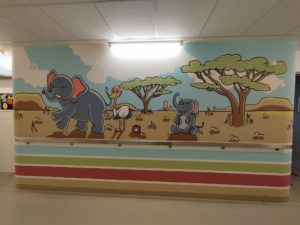 Zorginstelling wanddecoratie op maat kiezen